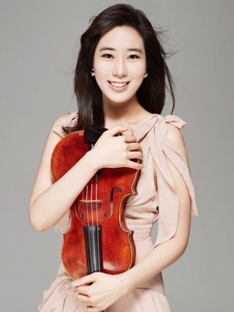 Hye Min Choi, viola